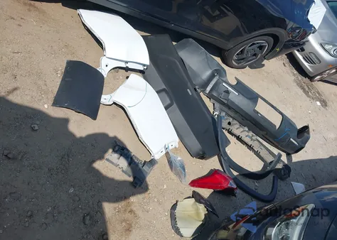 2020 Chevrolet Traverse Fwd Ls из США, поврежденный, VIN 1GNERFKW7LJ135370